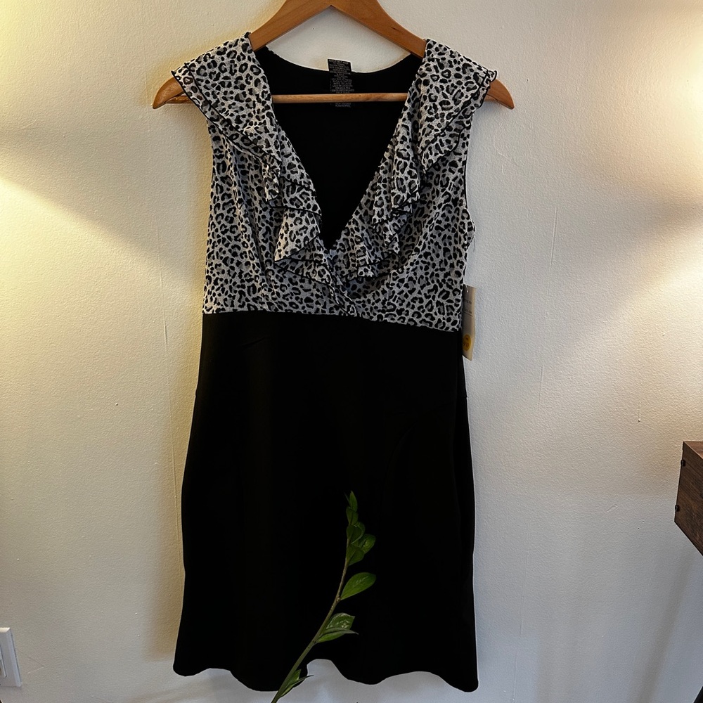 Alyn Paige Black and White Leopard Sleeveless Dress